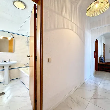 아파트 Vintage 2 With Pool By Homing 알부페이라