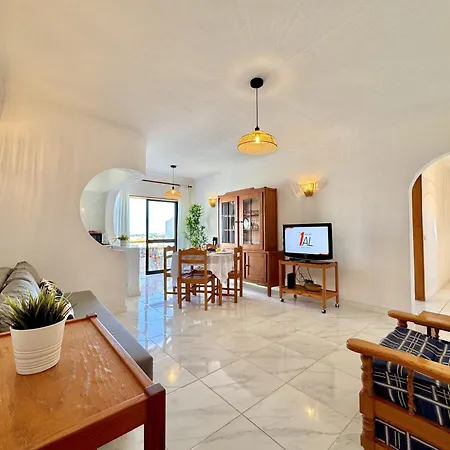 Vintage 2 With Pool By Homing Apartamento *