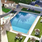 Vintage 2 With Pool By Homing *
