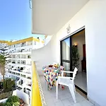 아파트 Vintage 2 With Pool By Homing